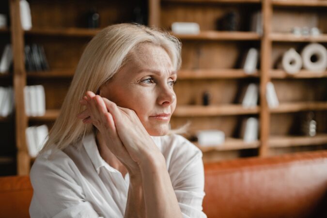 Hormone Replacement Therapy: Benefits, Risks, and Alternatives